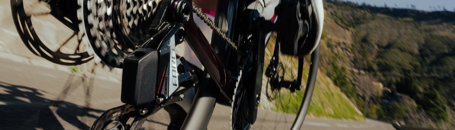 SRAM FORCE - levnější brácha REDu s velkým potenciálem