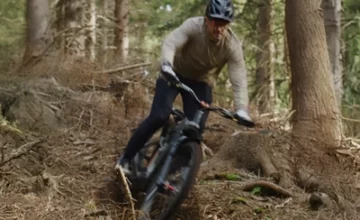 Matěj Charvát a Cannondale Moterra LT e-bike shred