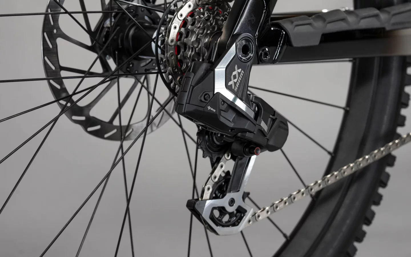 Prepare. Hang. Tighten.