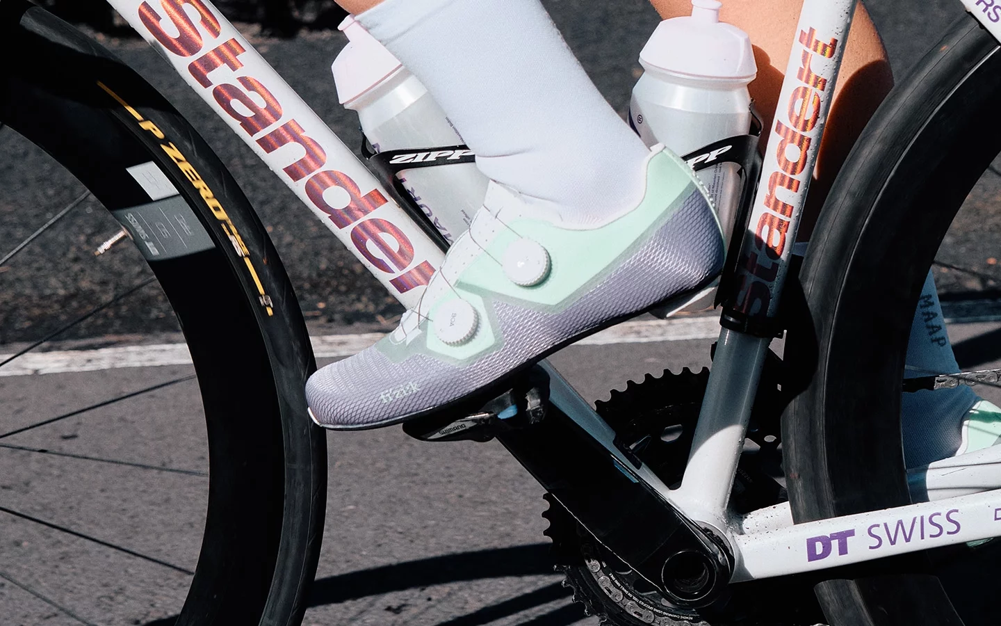 Versenyzésre alkalmas, egész napos kényelem